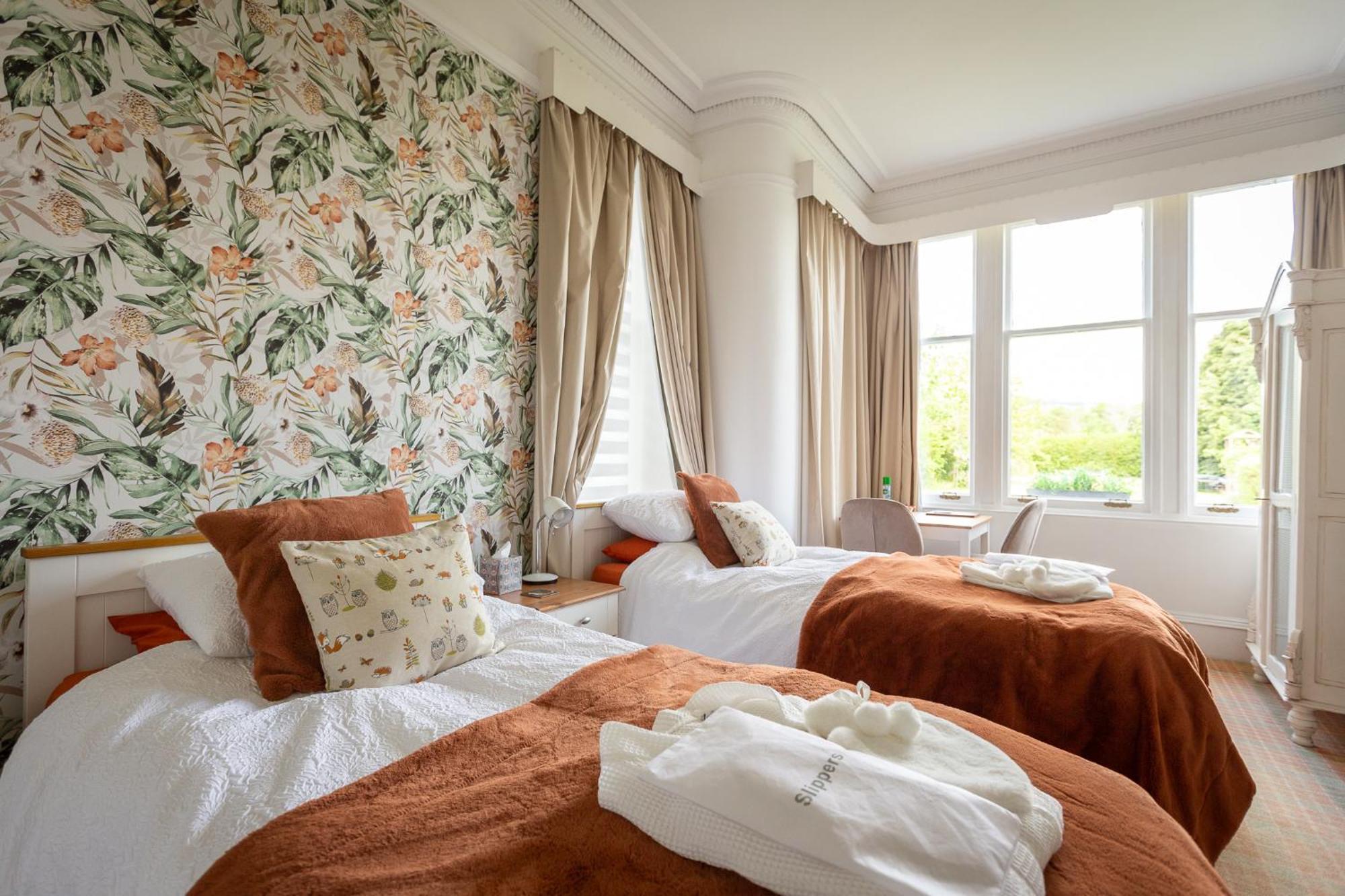 Chrialdon House Hotell Beauly Exteriör bild