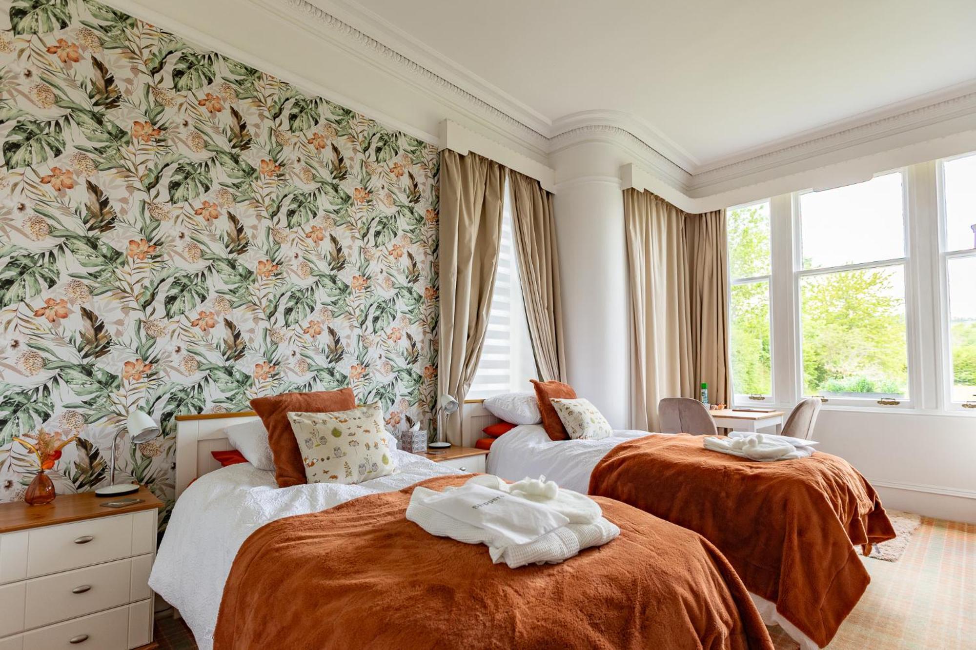 Chrialdon House Hotell Beauly Exteriör bild